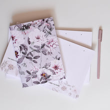 Weekly Notepad with flowers