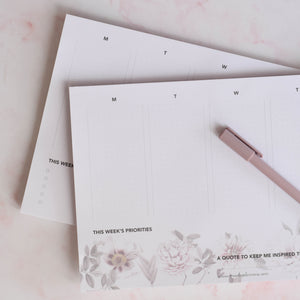 Weekly Notepad with flowers